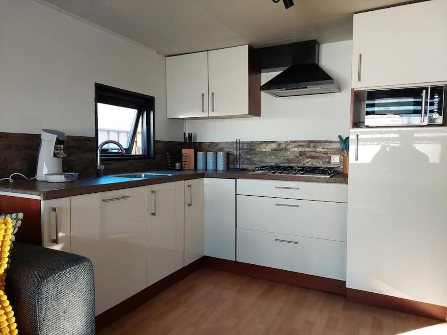 Stelle Maris, Nice Place In Heinkenszand, 2 Bedrooms, Outdoor Swimming Pool, Wifi Smart Tv And Privacy Екстериор снимка
